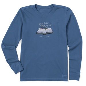 ✨BRAND NWT✨ Life Is Good Get Lost Get Found Book Long Sleeve Crusher Tee Sz Lg